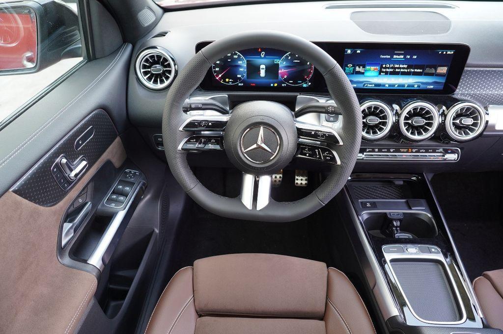 new 2024 Mercedes-Benz GLB 250 car, priced at $51,119