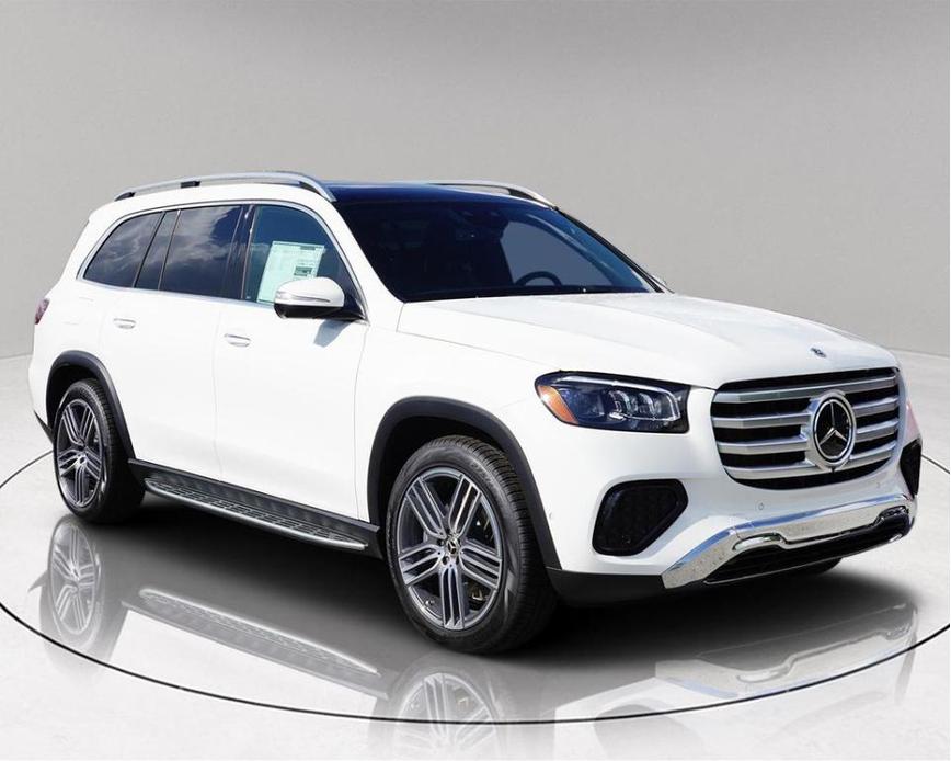 new 2025 Mercedes-Benz GLS 450 car, priced at $87,842