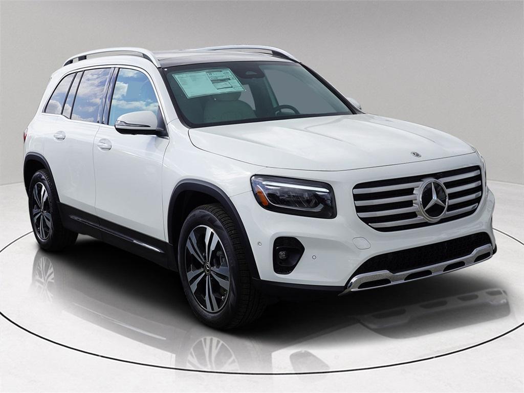 new 2025 Mercedes-Benz GLB 250 car, priced at $43,141