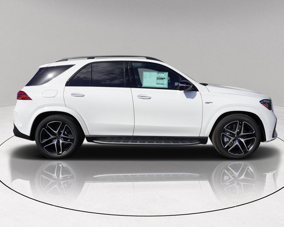 new 2025 Mercedes-Benz AMG GLE 53 car, priced at $90,460