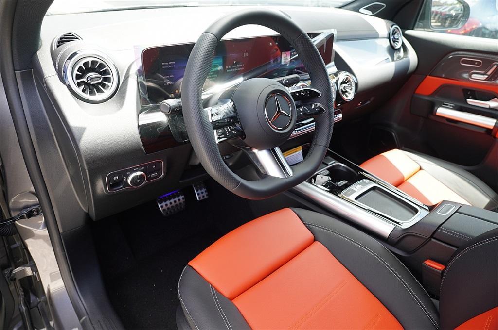 new 2025 Mercedes-Benz GLA 250 car, priced at $47,831