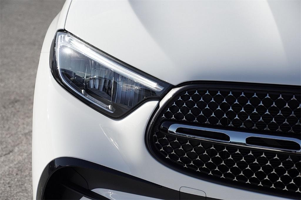 new 2026 Mercedes-Benz GLC 300 car, priced at $57,889