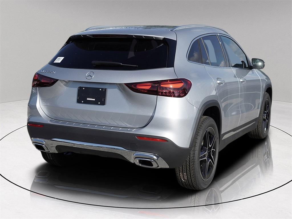 new 2026 Mercedes-Benz GLA 250 car, priced at $39,562