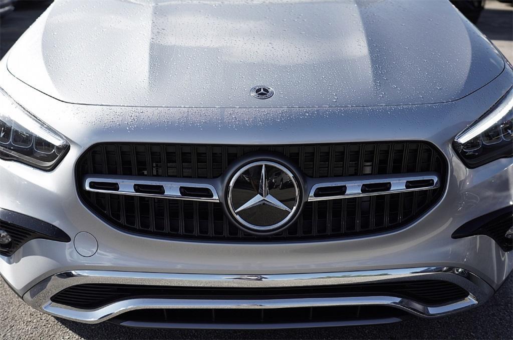 new 2026 Mercedes-Benz GLA 250 car, priced at $39,562