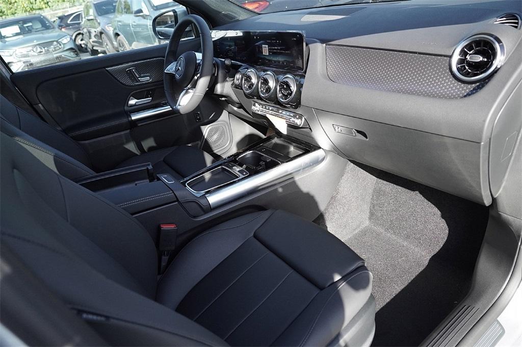 new 2026 Mercedes-Benz GLA 250 car, priced at $39,562