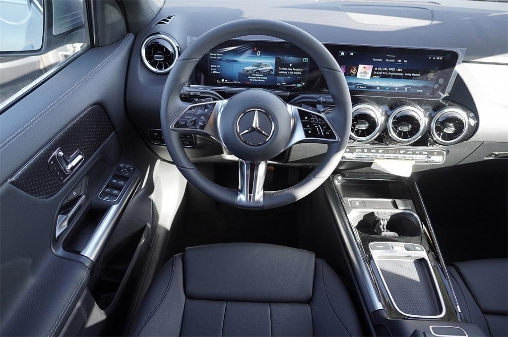 new 2026 Mercedes-Benz GLA 250 car, priced at $39,562
