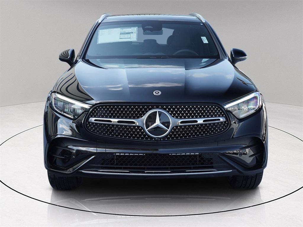 new 2025 Mercedes-Benz GLC 300 car, priced at $56,164