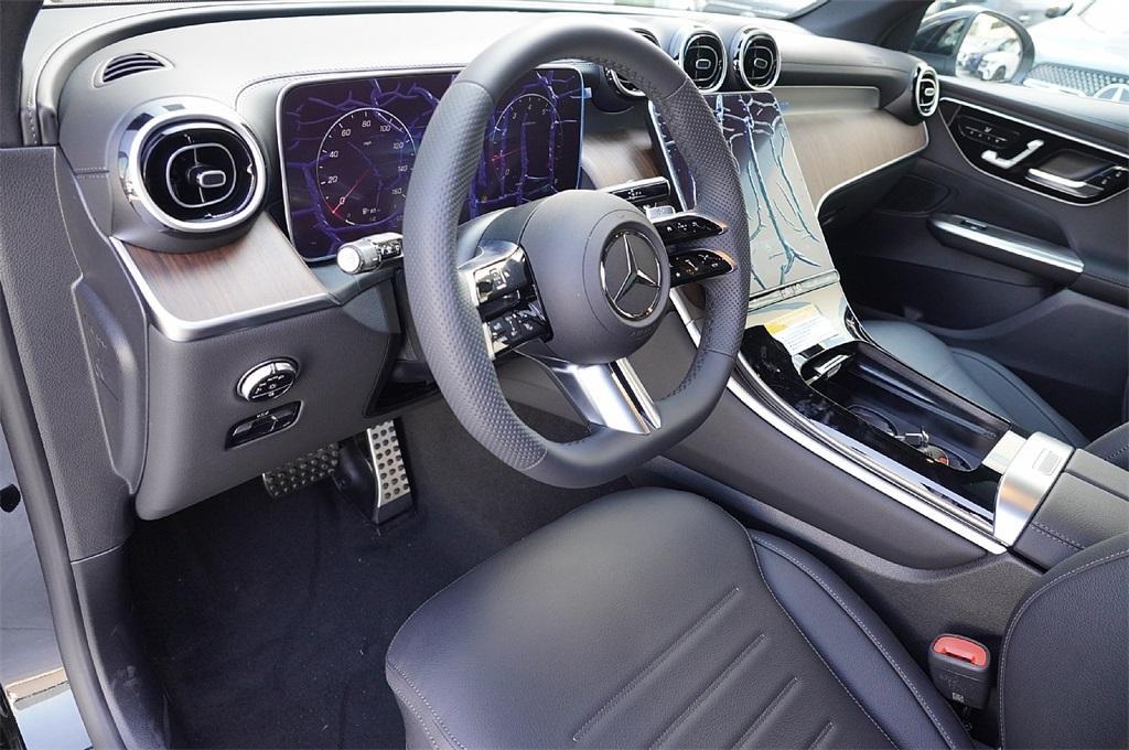 new 2025 Mercedes-Benz GLC 300 car, priced at $56,164