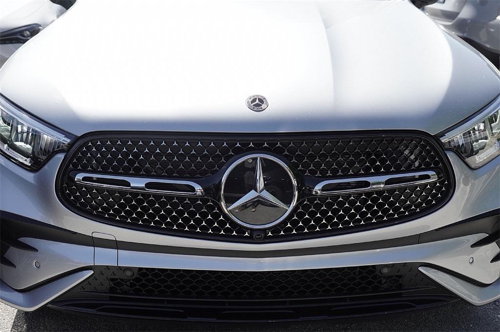 new 2026 Mercedes-Benz GLC 300 car, priced at $50,966