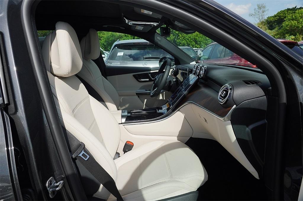new 2025 Mercedes-Benz GLC 350e car, priced at $60,498