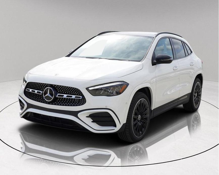 new 2025 Mercedes-Benz GLA 250 car, priced at $47,023