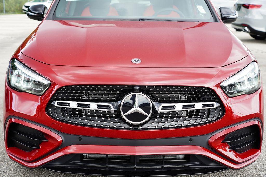 new 2025 Mercedes-Benz GLA 250 car, priced at $49,513