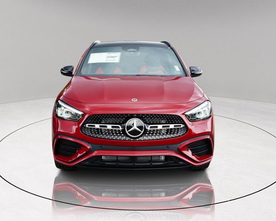 new 2025 Mercedes-Benz GLA 250 car, priced at $49,513