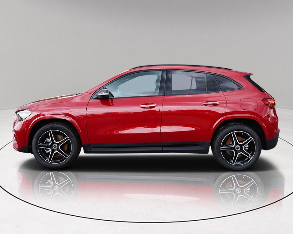 new 2025 Mercedes-Benz GLA 250 car, priced at $49,513