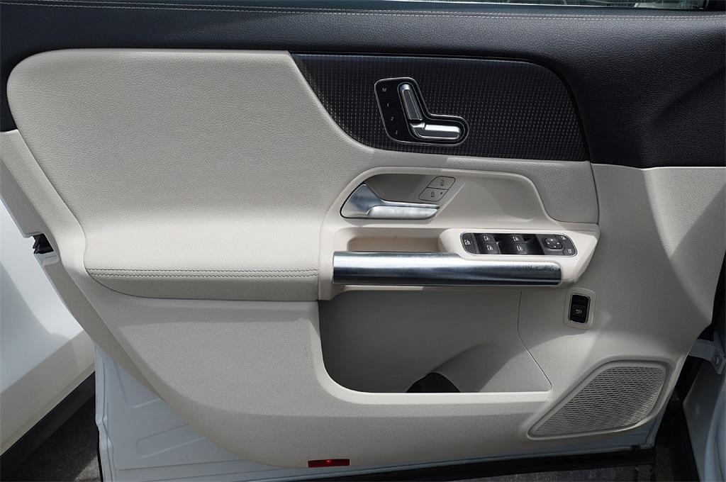 used 2023 Mercedes-Benz GLA 250 car, priced at $28,994