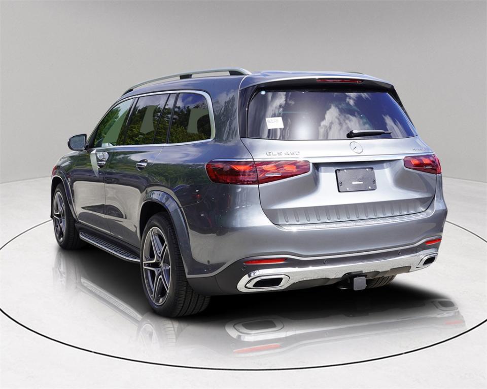 new 2025 Mercedes-Benz GLS 450 car, priced at $88,211