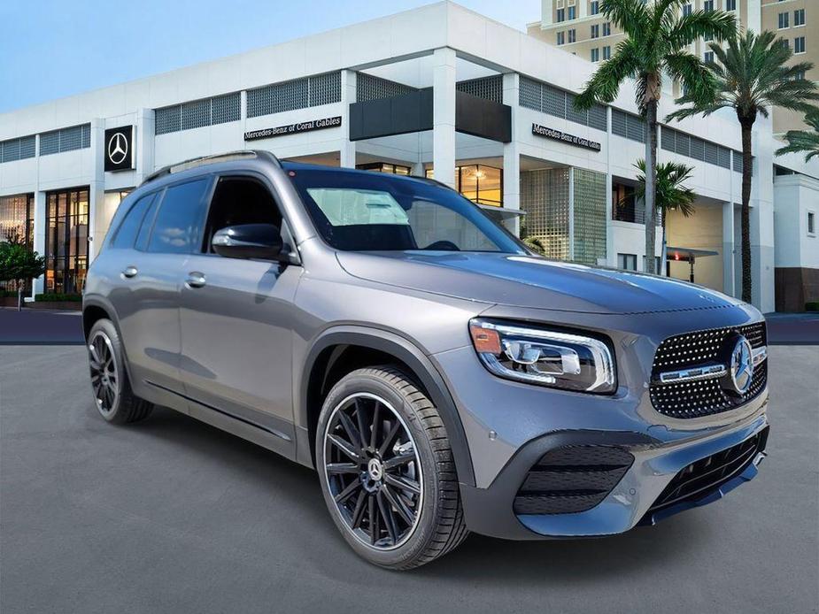 used 2023 Mercedes-Benz GLB 250 car, priced at $50,998