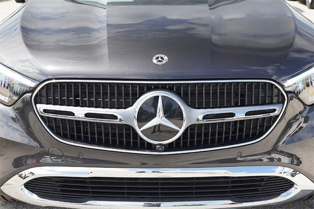 new 2025 Mercedes-Benz GLC 300 car, priced at $52,639