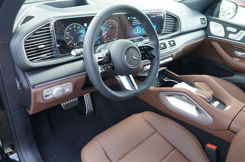 new 2025 Mercedes-Benz GLS 450 car, priced at $90,169
