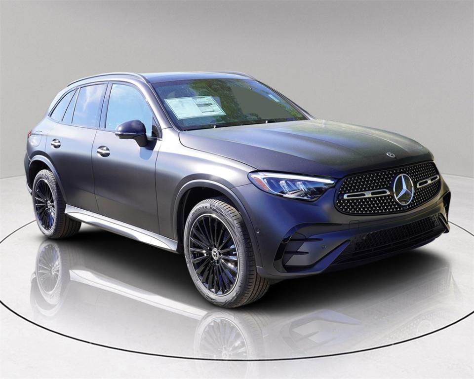 new 2025 Mercedes-Benz GLC 300 car, priced at $62,845