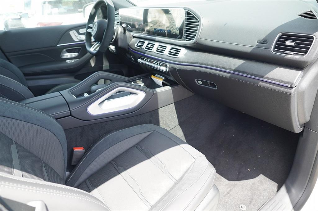 new 2025 Mercedes-Benz AMG GLE 53 car, priced at $90,165