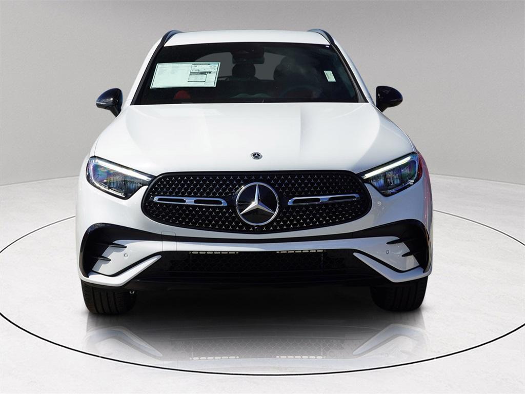 new 2025 Mercedes-Benz GLC 300 car