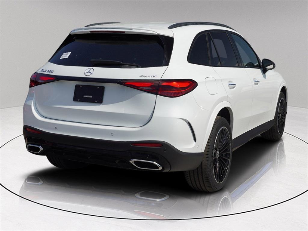 new 2025 Mercedes-Benz GLC 300 car