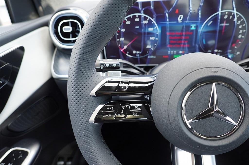 new 2025 Mercedes-Benz GLC 350e car, priced at $61,146