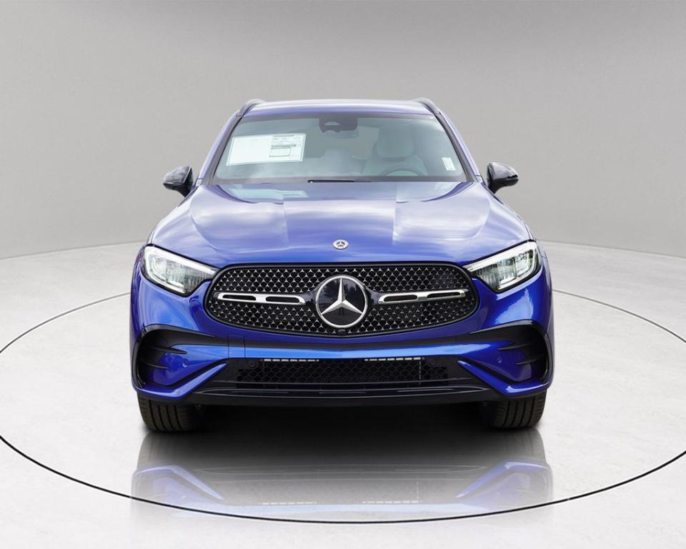 new 2025 Mercedes-Benz GLC 350e car, priced at $67,105