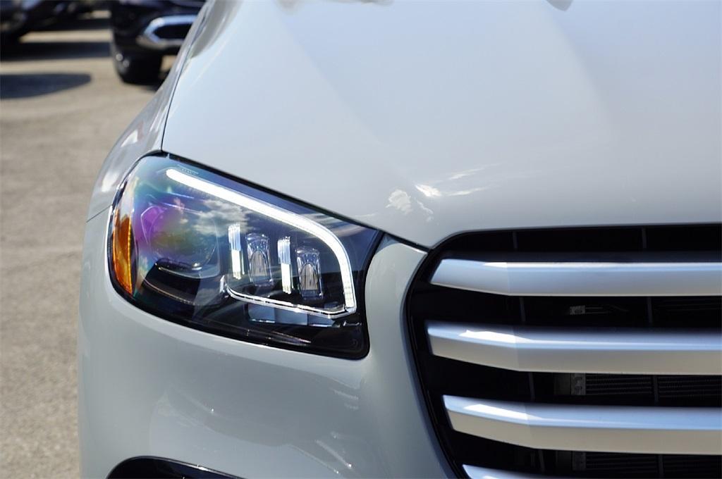 new 2025 Mercedes-Benz GLS 450 car, priced at $96,505