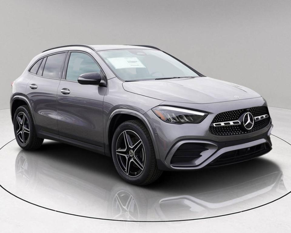 new 2025 Mercedes-Benz GLA 250 car, priced at $50,340