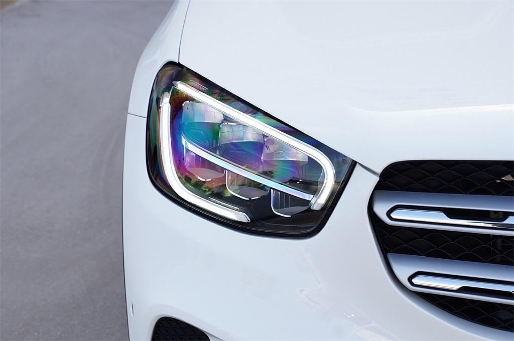 used 2022 Mercedes-Benz GLC 300 car, priced at $31,995