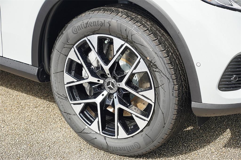 new 2025 Mercedes-Benz GLC 350e car, priced at $61,169