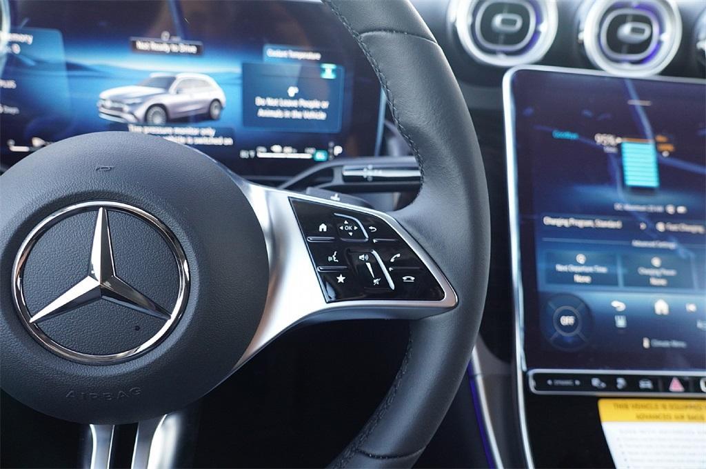 new 2025 Mercedes-Benz GLC 350e car, priced at $59,001