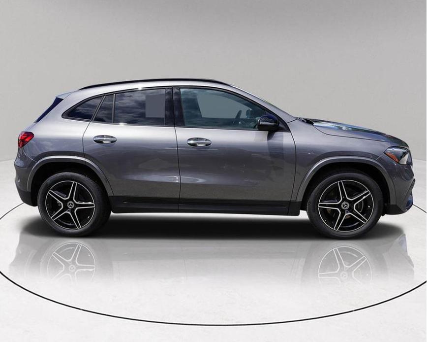 new 2025 Mercedes-Benz GLA 250 car, priced at $46,990