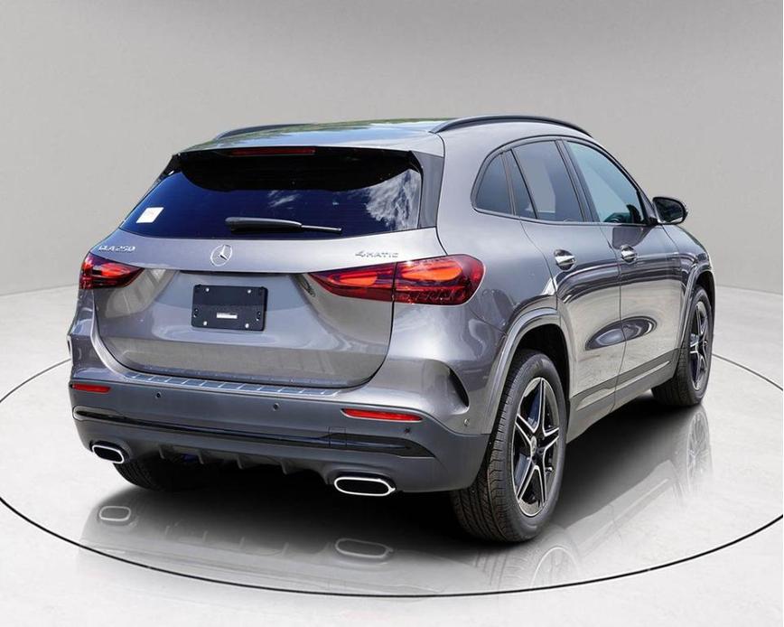 new 2025 Mercedes-Benz GLA 250 car, priced at $46,990