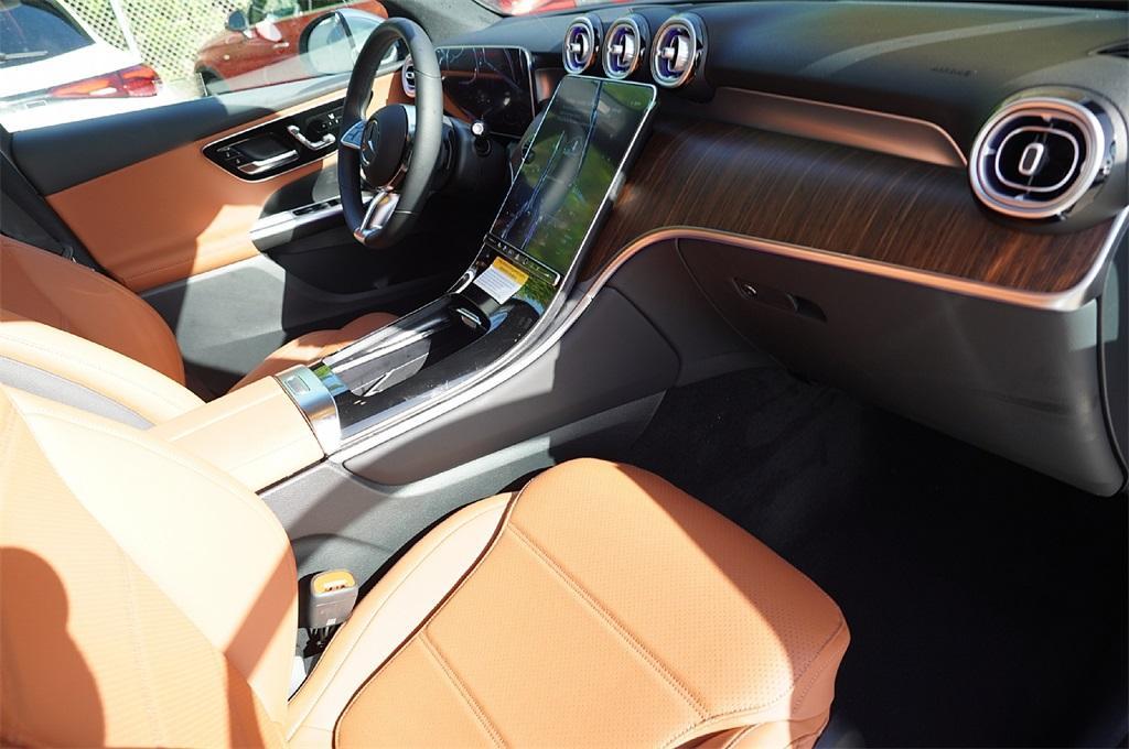 new 2025 Mercedes-Benz GLC 350e car, priced at $59,081