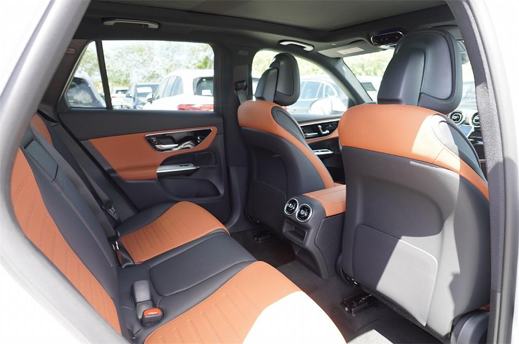 new 2025 Mercedes-Benz GLC 300 car, priced at $54,776
