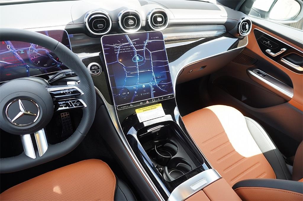 new 2025 Mercedes-Benz GLC 300 car, priced at $54,776