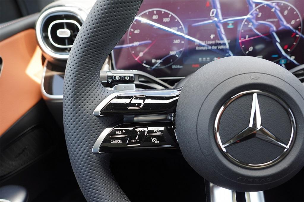new 2025 Mercedes-Benz GLC 300 car, priced at $54,776