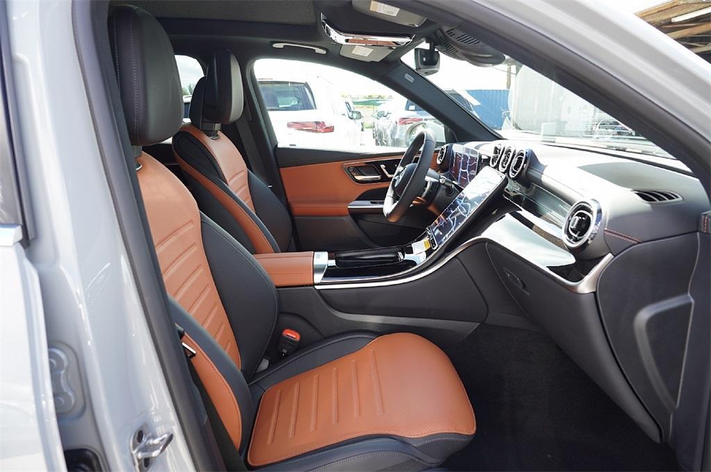 new 2026 Mercedes-Benz GLC 300 car, priced at $55,102