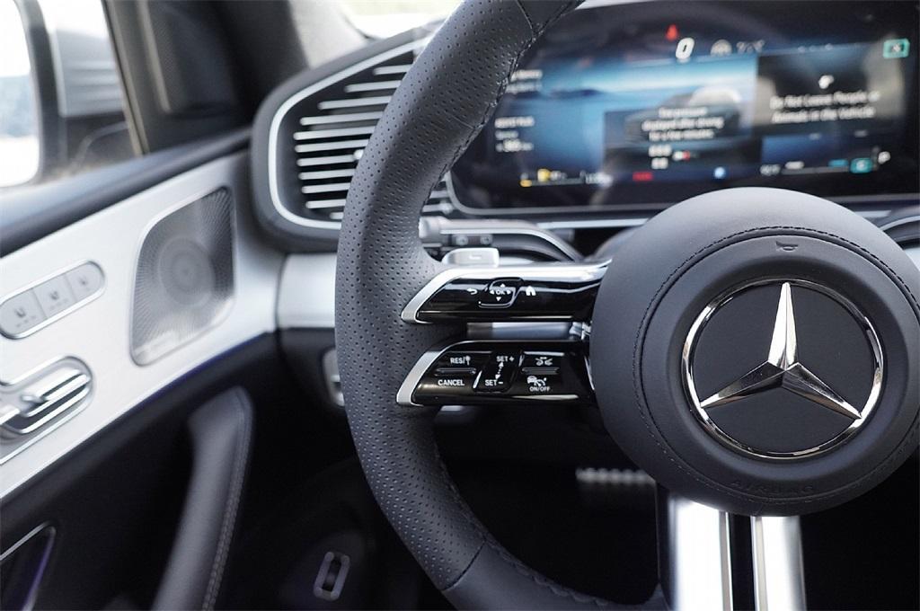 new 2026 Mercedes-Benz GLS 450 car, priced at $93,721