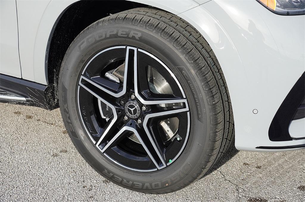 new 2025 Mercedes-Benz GLE 350 car, priced at $67,400