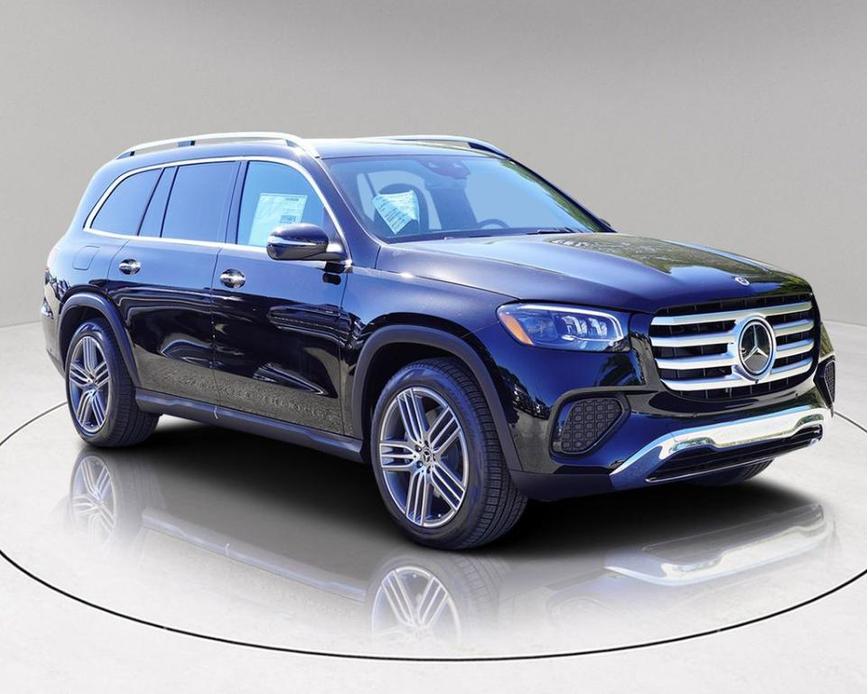 new 2025 Mercedes-Benz GLS 450 car, priced at $84,176