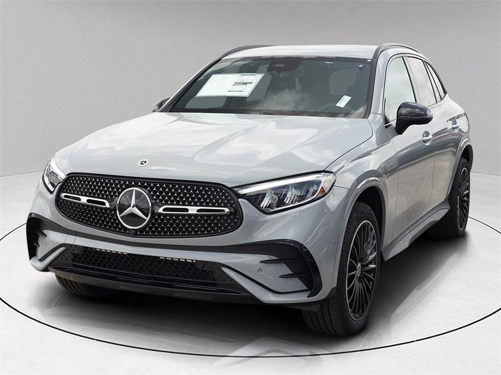 new 2025 Mercedes-Benz GLC 300 car, priced at $55,748