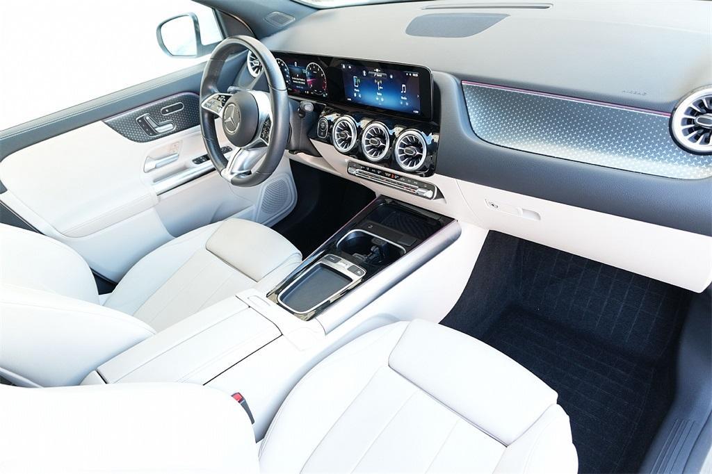 used 2024 Mercedes-Benz GLA 250 car, priced at $35,900