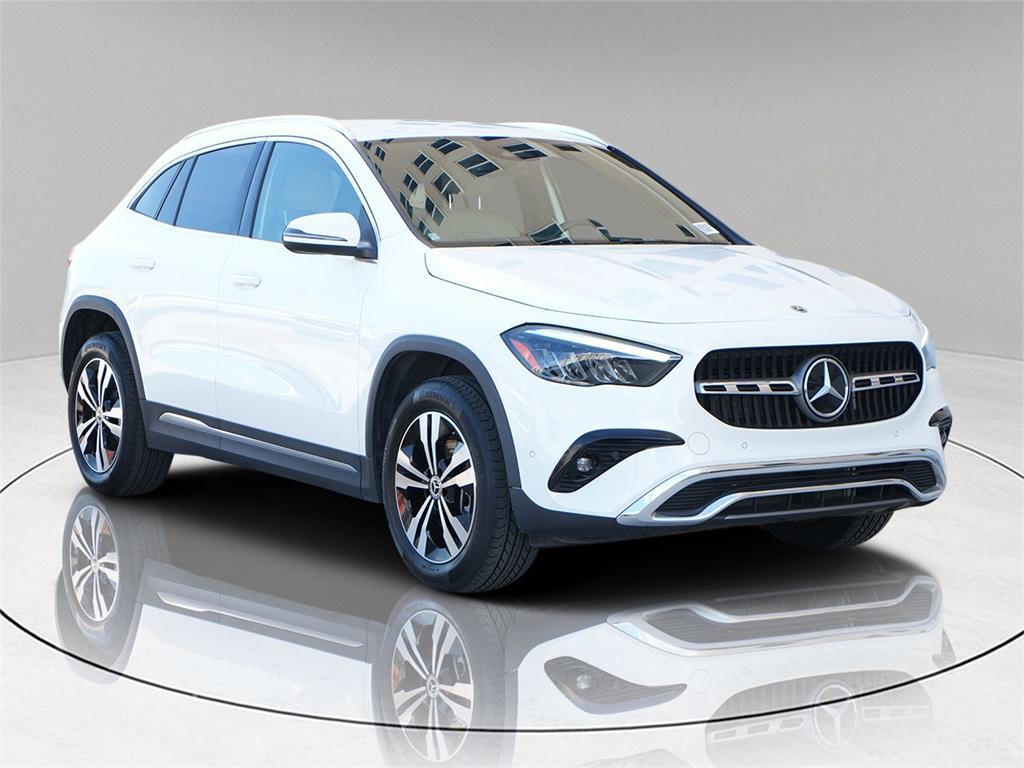used 2024 Mercedes-Benz GLA 250 car, priced at $35,900