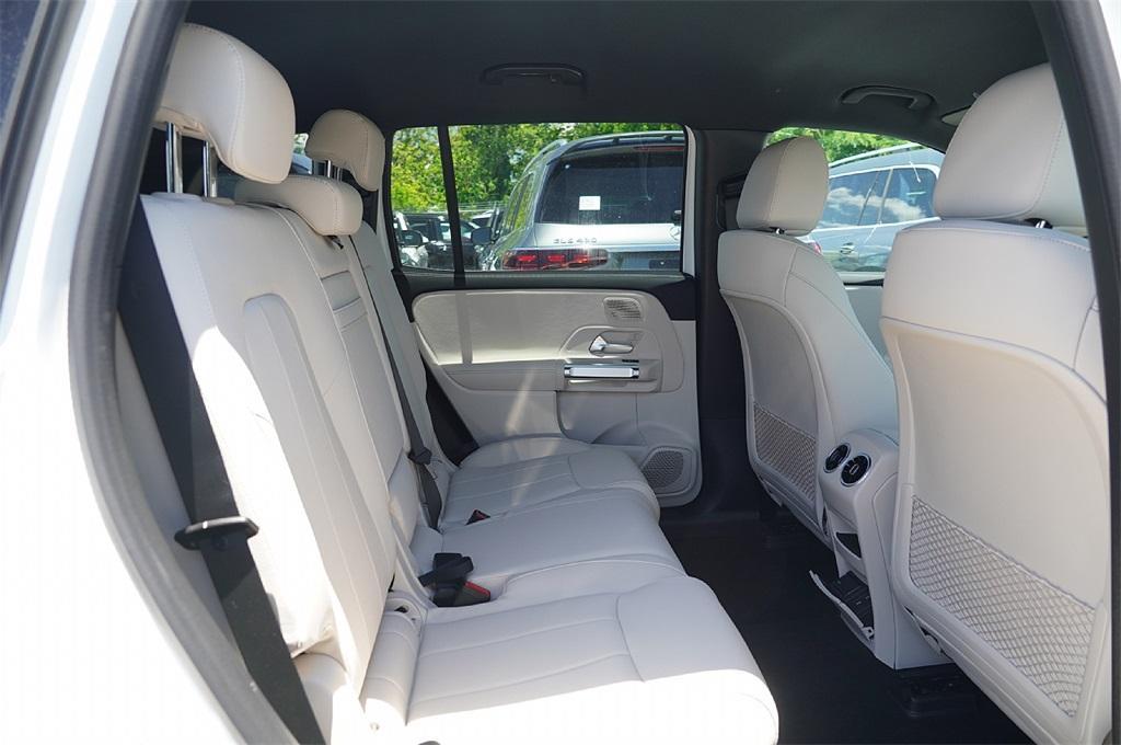 new 2025 Mercedes-Benz EQB 250 car, priced at $50,874