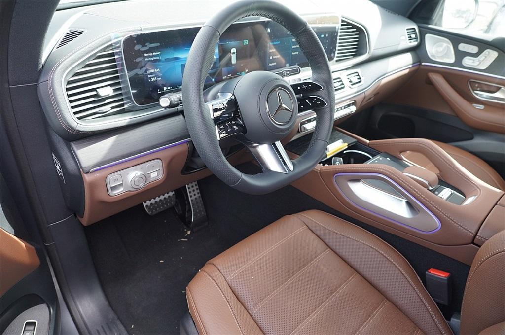 new 2025 Mercedes-Benz GLS 450 car, priced at $91,478