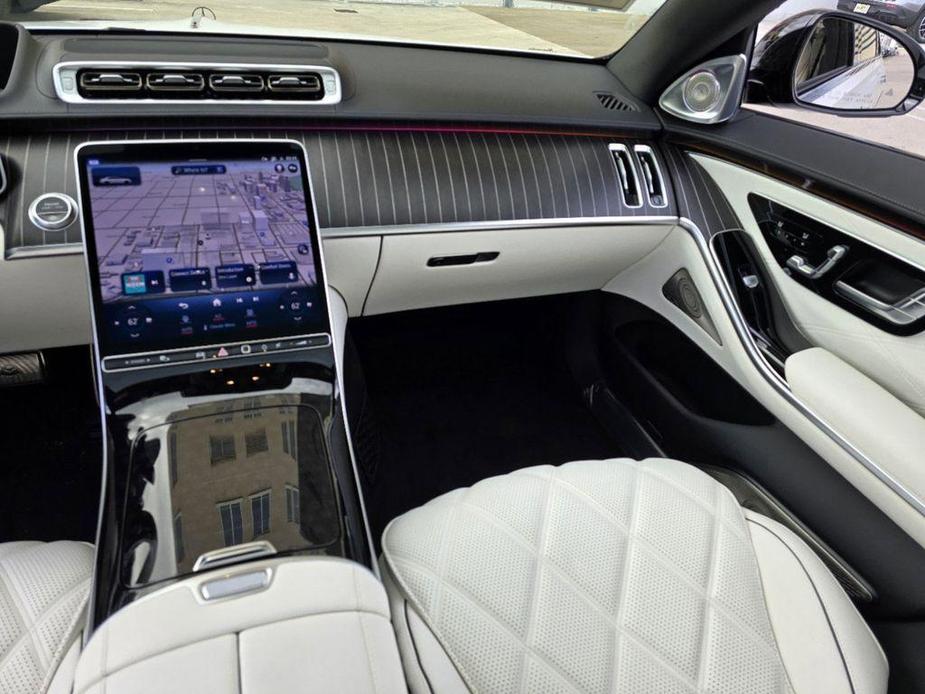 new 2024 Mercedes-Benz Maybach S 680 car, priced at $273,090